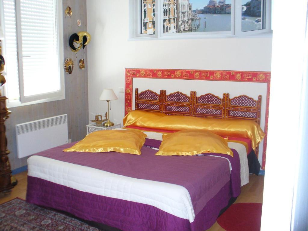 Chambre D'Hotes Dyrslot Bed & Breakfast Saint-Denis-de-Pile Rom bilde